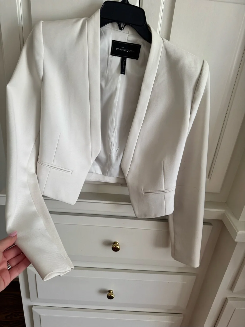 BCBGMaxAzria White Cropped Open-Front Blazer - Picture 7 of 7